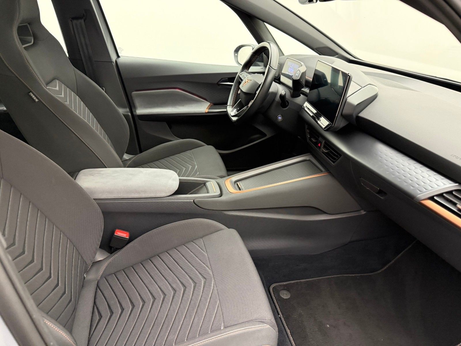 Cupra Born 231PS 58kWh TechL19Wärmep imagem 3
