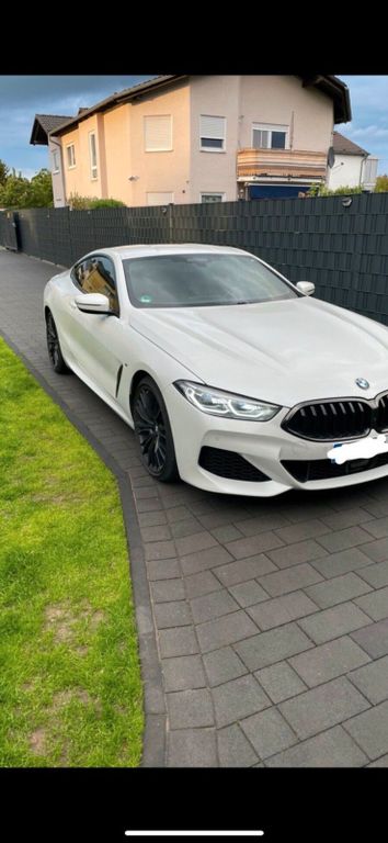 Image of BMW 840
