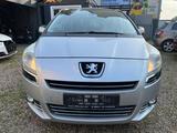 Peugeot 5008 Platinum*HEADUP-DISPLAY*93 TKM* - gebrauchte Peugeot 5008 aus dem Jahr 2010
