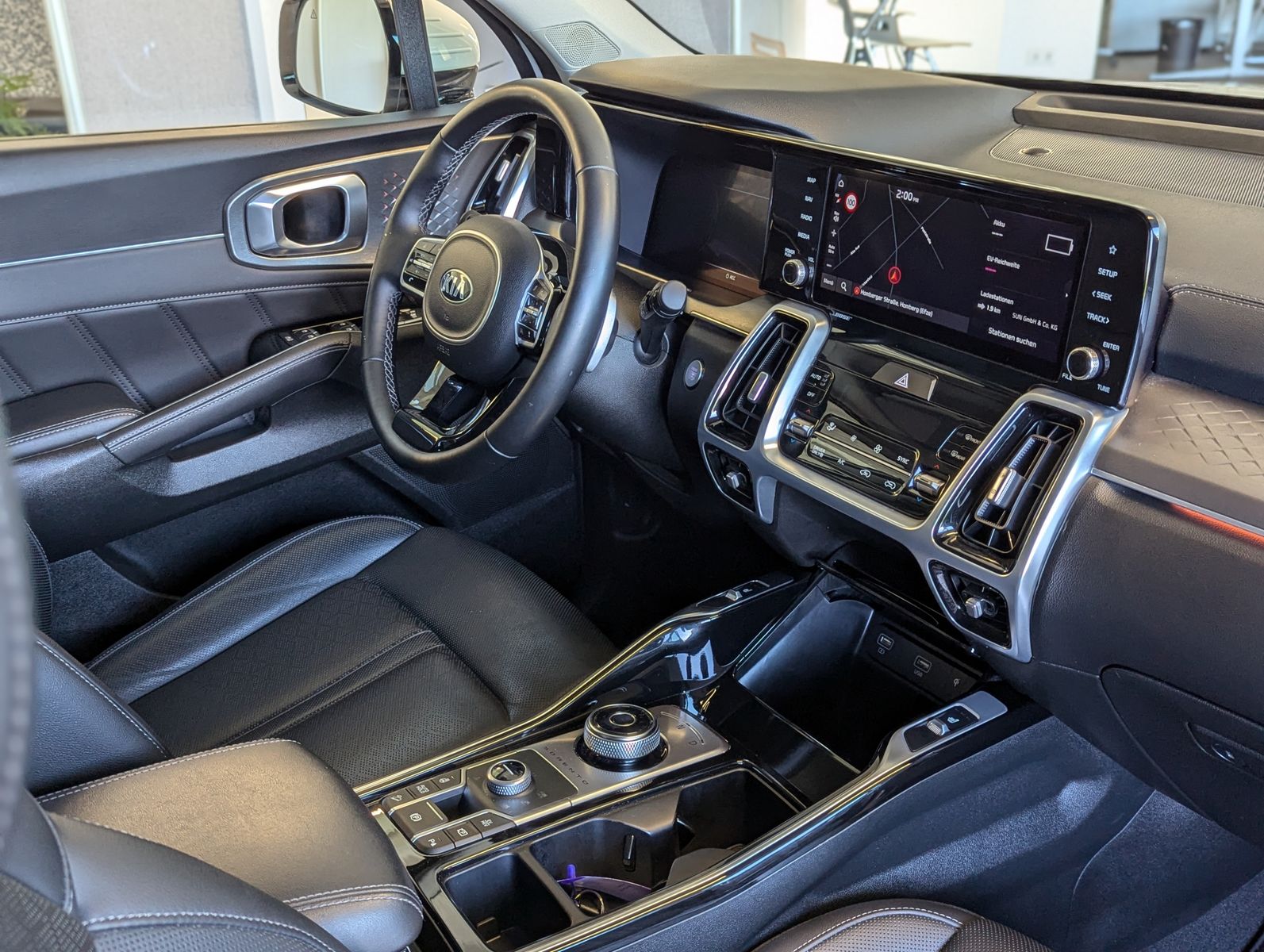 KIA Sorento Spirit 4WD Plug-In Hybrid ACC BOSE 360° - Image 12