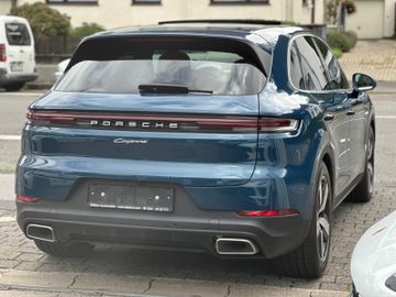 Porsche Cayenne - 8