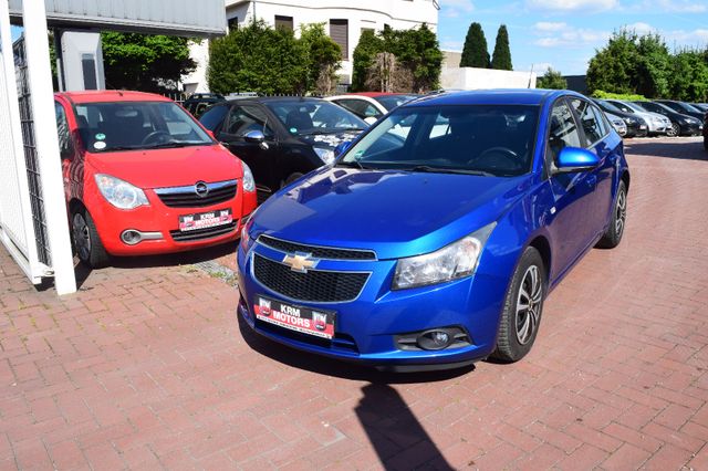 Chevrolet Cruze Hatchback LTZ  TÜV/AU NEU,NAVI,KLIMA,PDC