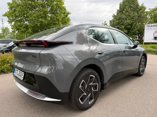 Lynk & Co 02