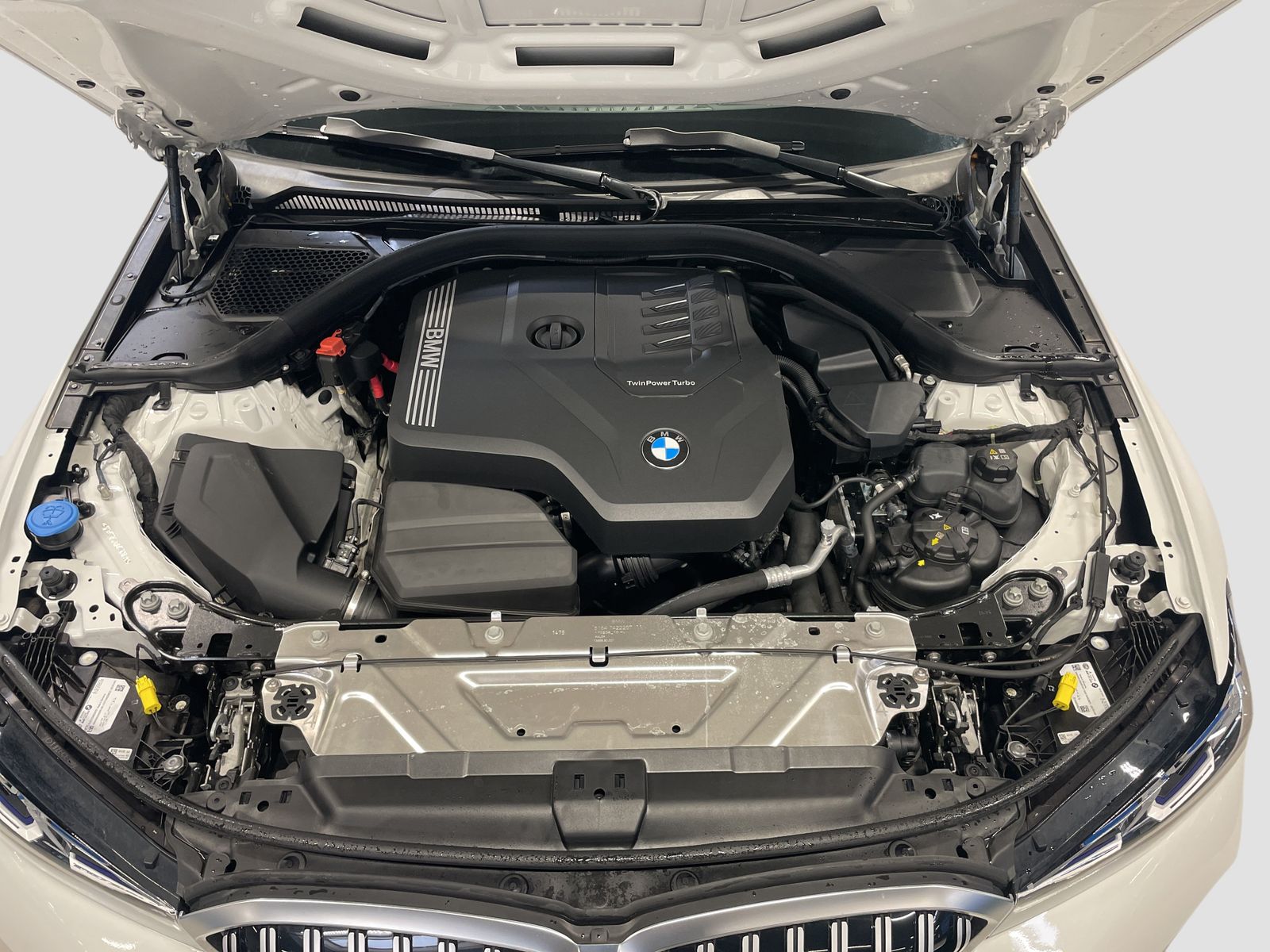 BMW 330 - Bild 14