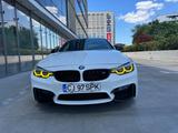 BMW M4 Competition  - weiße BMW M4
