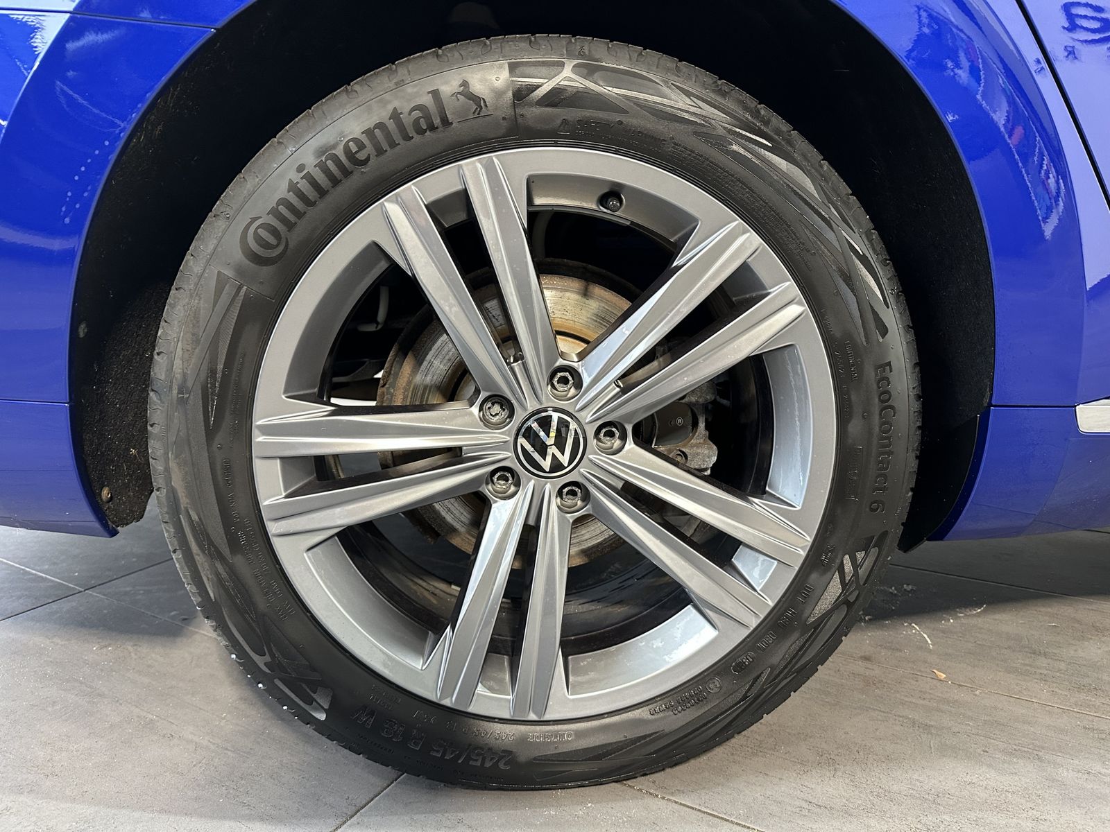 Fahrzeugabbildung Volkswagen Arteon 1.4 TSI eHybrid R-Line NAV+LED+AHK+PANO