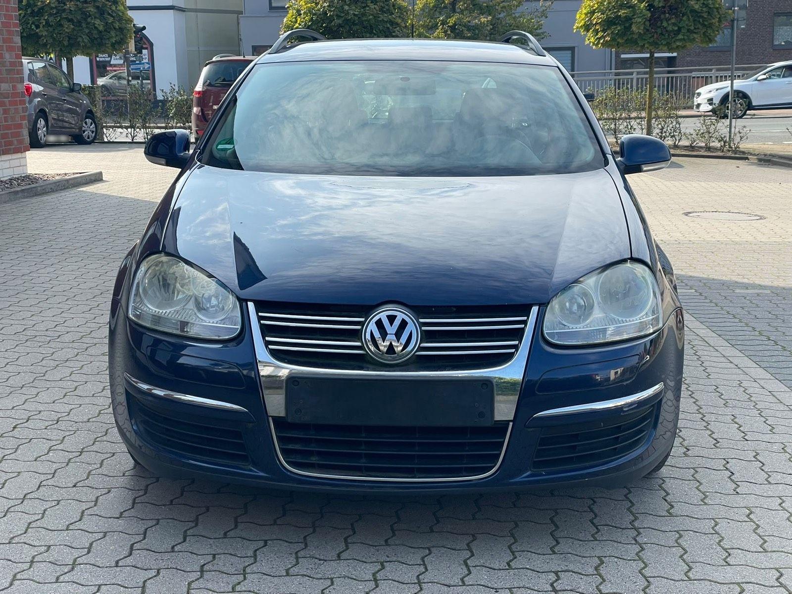 Volkswagen Golf 2007 — interior