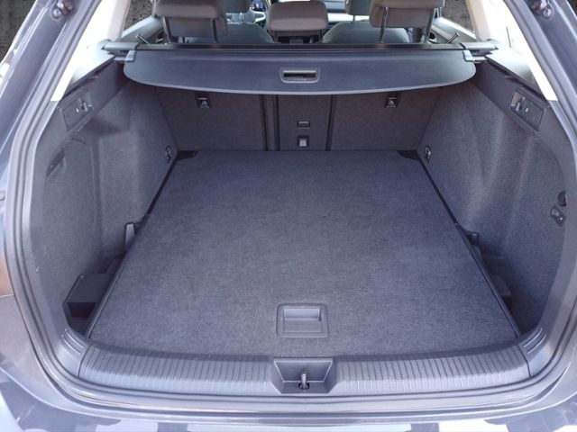 Golf Variant 1.5 eTSI Life DSG/AHK/ACC/SHZ/LED/K