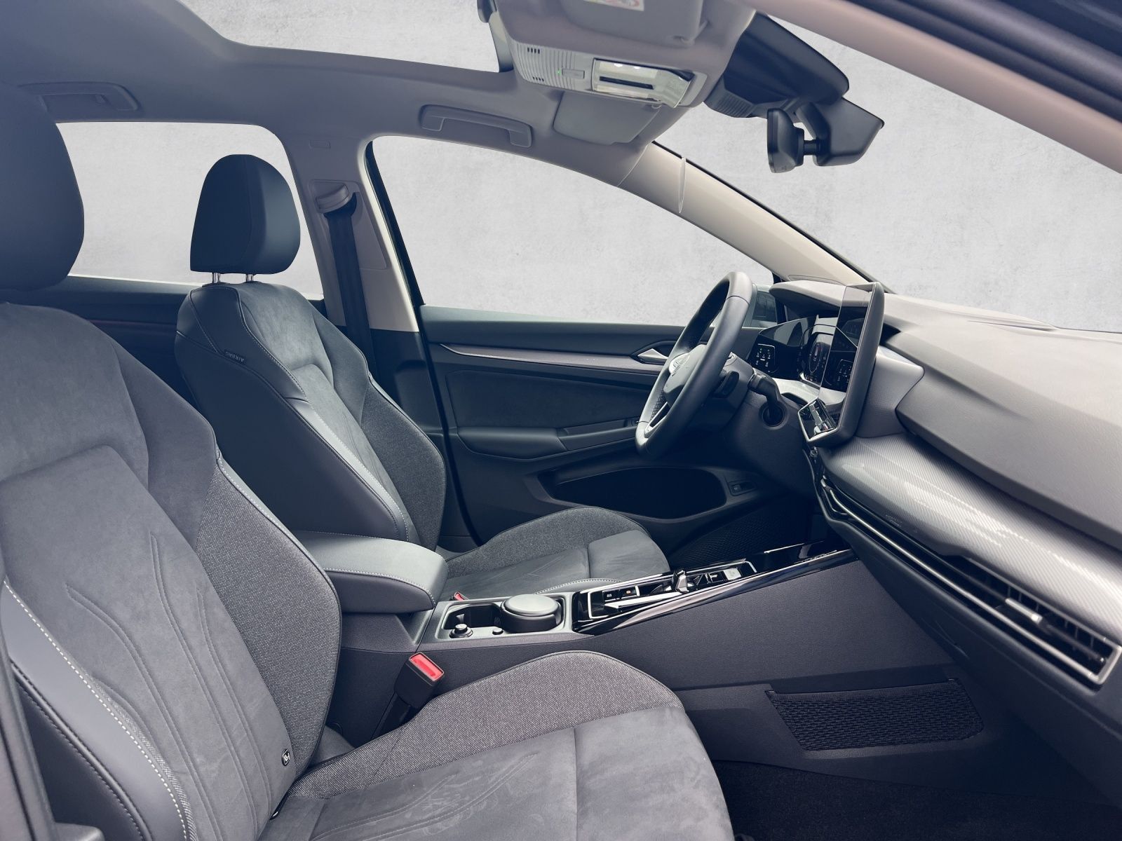 Golf VIII Style 1.5 TSI DSG eHybrid AHK*Pano*Nav