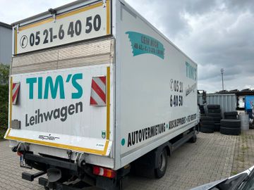 Fahrzeugabbildung Mercedes-Benz Atego 818 L Koffer LBW Motorschaden