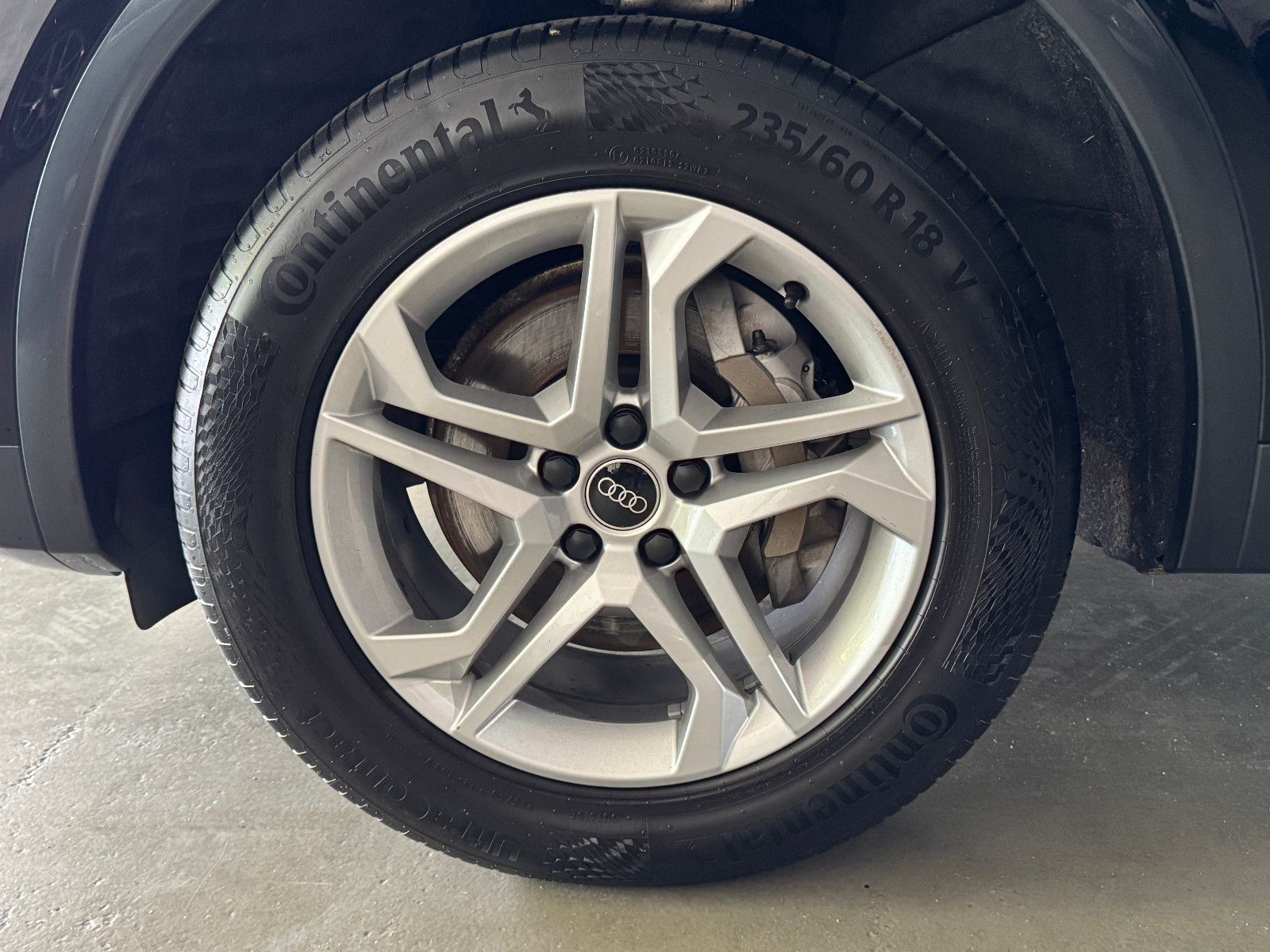 Fahrzeugabbildung Audi Q5 TDI 4X4 ADVANCED SPORT PANO MATRIX B&0 VOLL