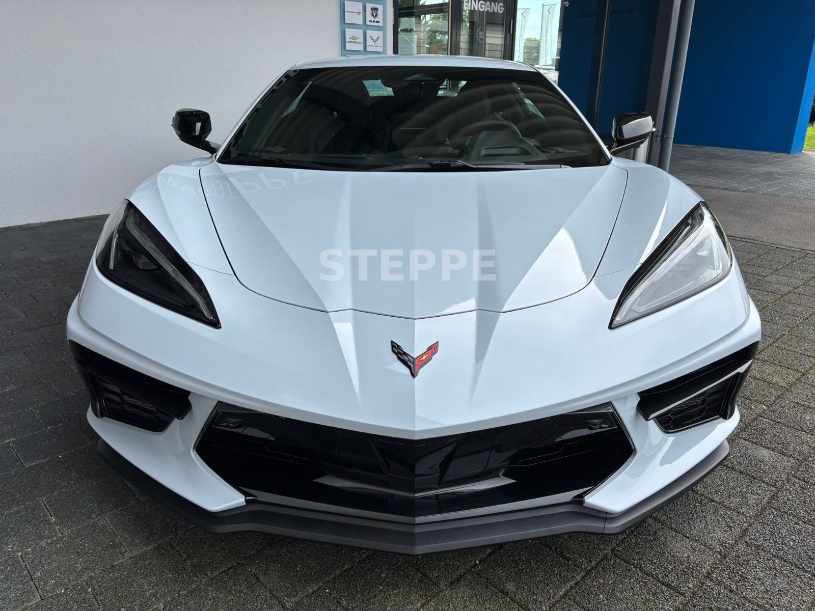 Corvette C8 Stingray Convertible 3LT Europamodell STEPPE
