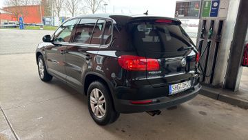 Volkswagen Tiguan - 6