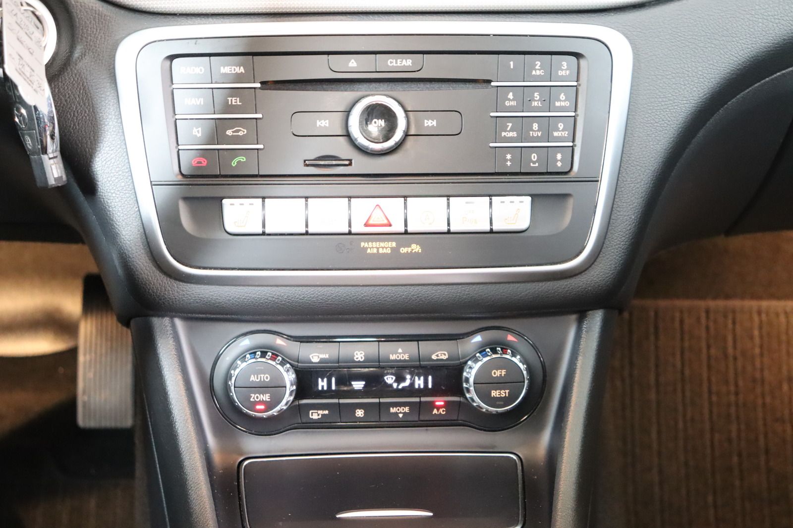 Fahrzeugabbildung Mercedes-Benz CLA 220 CDI Shooting Brake 4Matic