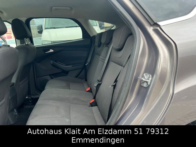 Fahrzeugabbildung Ford Focus Lim. Titanium Motorschaden