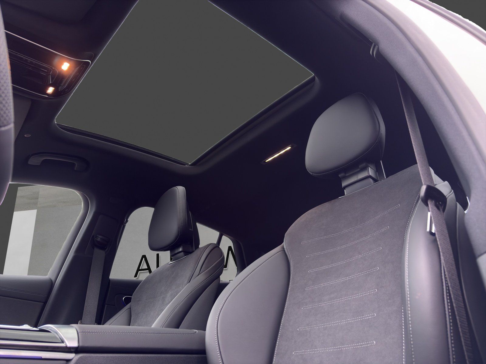 Fahrzeugabbildung Mercedes-Benz GLC 220 d 4M AMG Pano AHK 360° Carbon KeyGo Burm