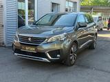 Peugeot 5008 7/SITZER+AUTOMATIK+AHK+KAMERA+LEDER