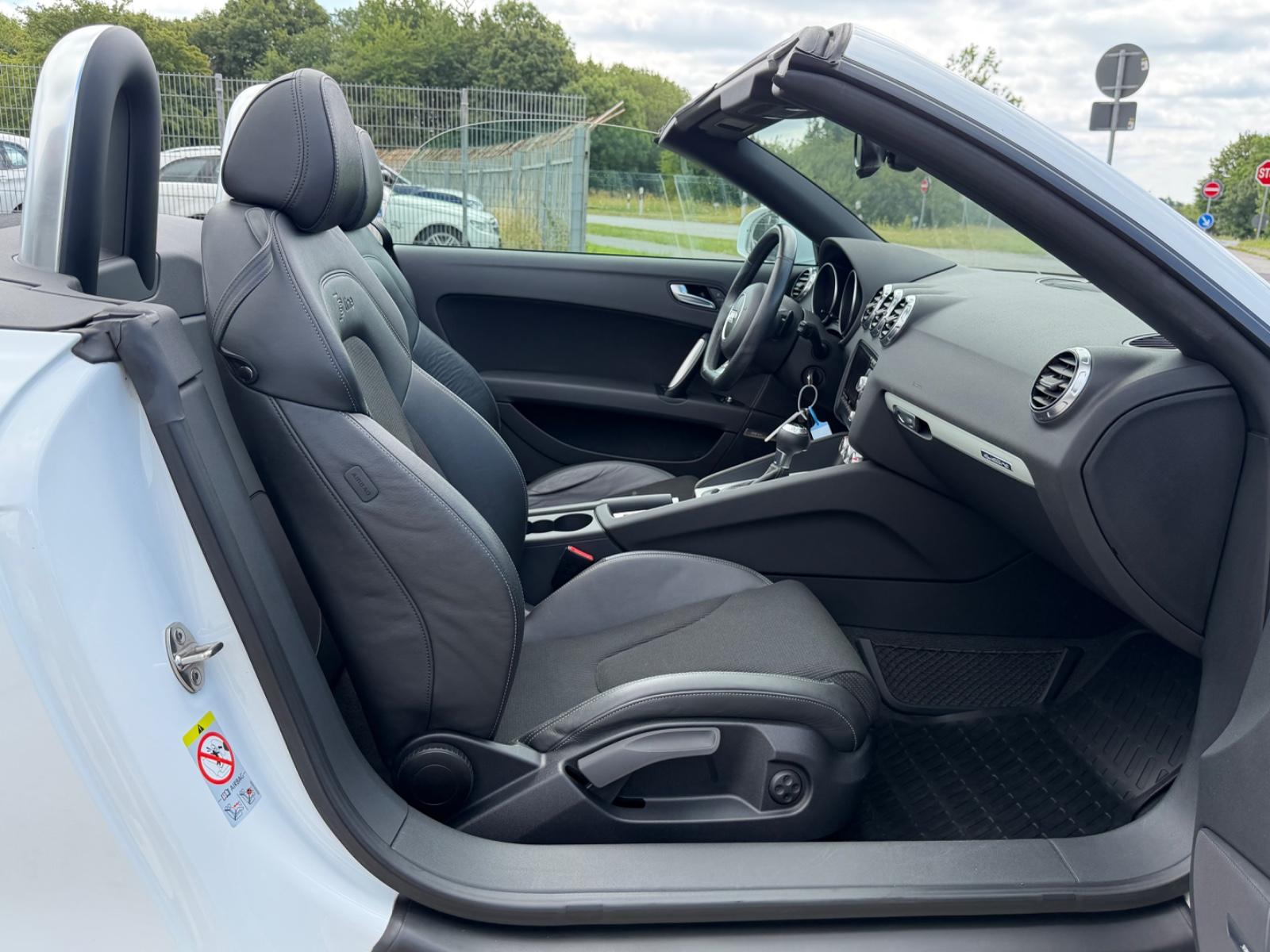 Audi TT Roadster 2.0 TFSI quattro *3 x S-Line*BOSE*