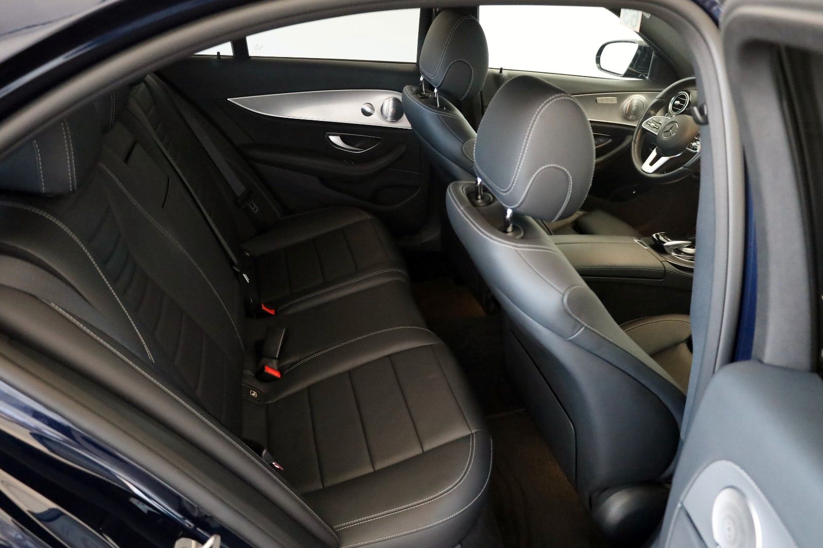 Fahrzeugabbildung Mercedes-Benz E 300de Lim. Leder,Navi,LED,Burmester,Park Paket