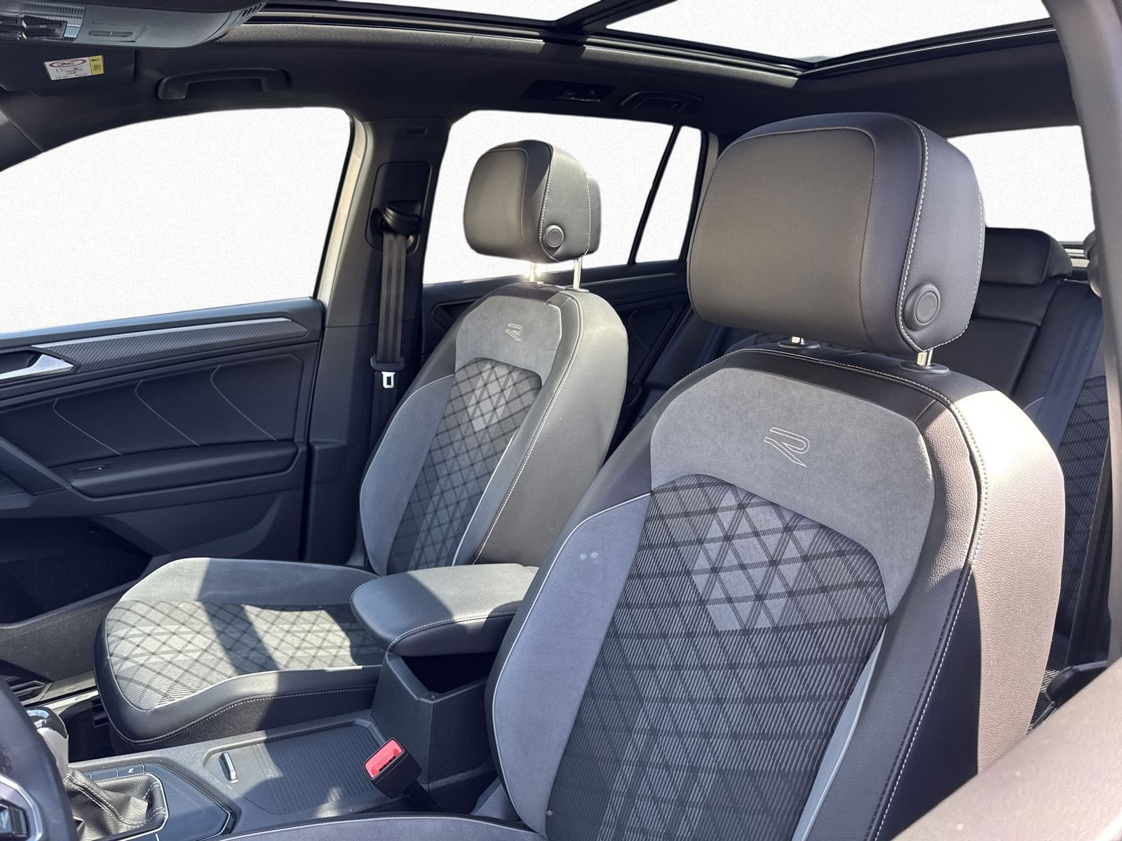 Volkswagen Tiguan - Bild 12