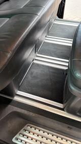 Volkswagen T5 Multivan Highline Leder AHK Standheizung  - Volkswagen T5: Schwarz