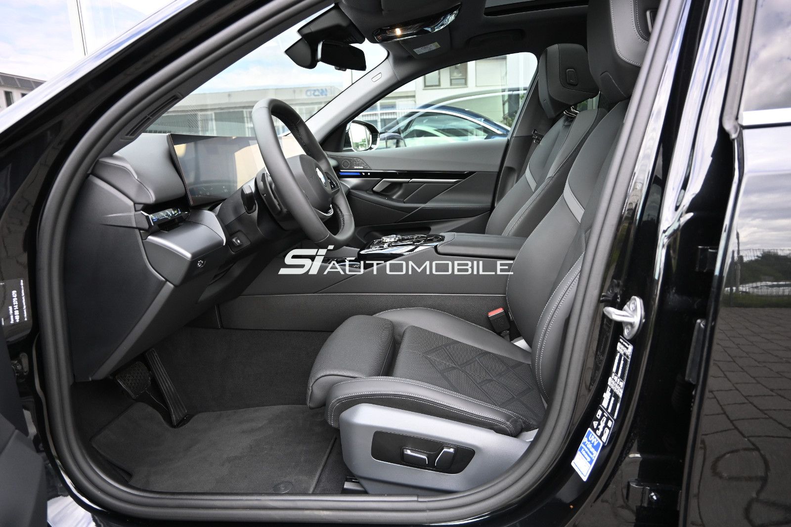 Fahrzeugabbildung BMW 520d xDr. °UVP 88.830€°MERINO°PANO°STHZG°360°