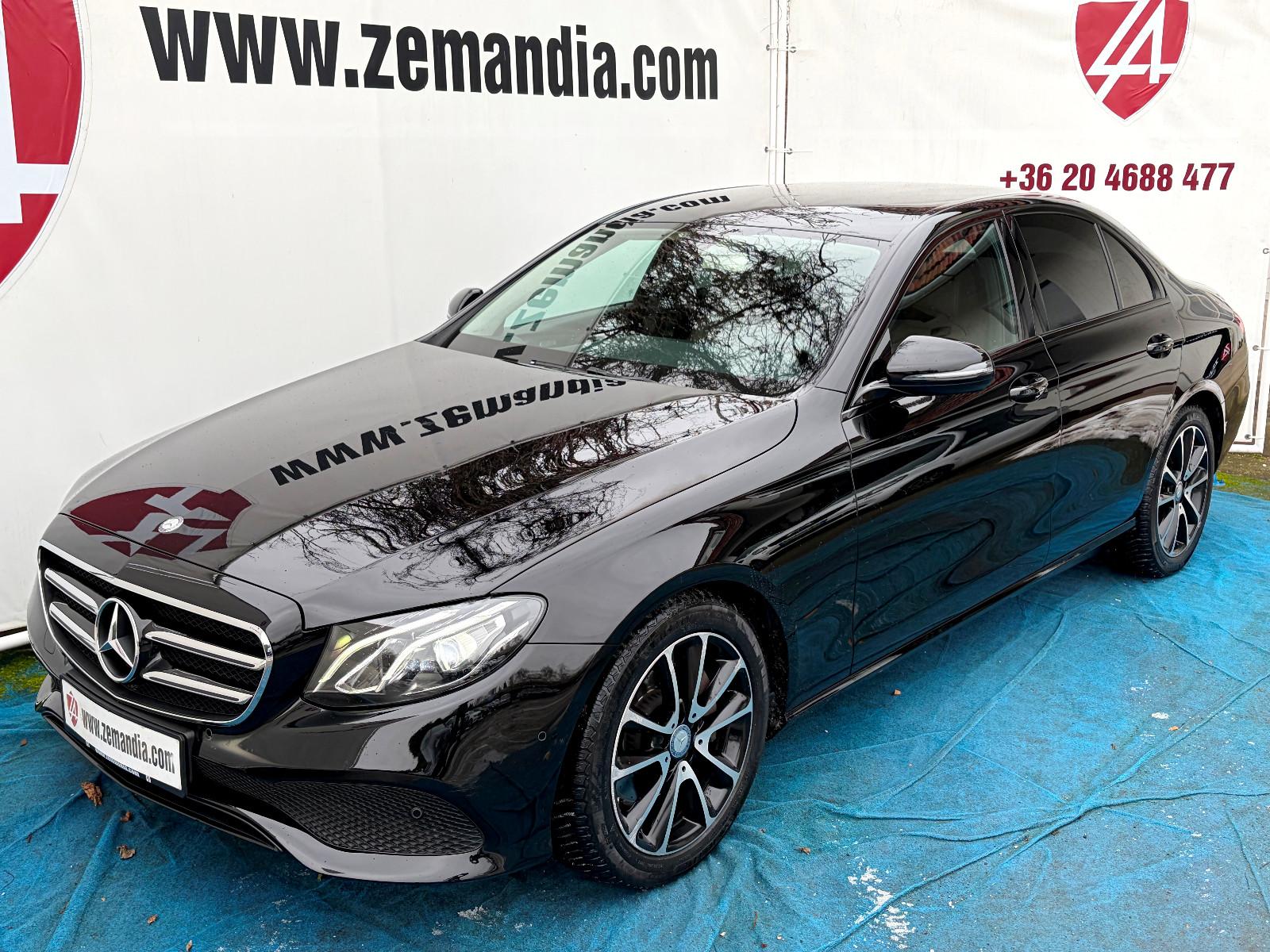 Mercedes-Benz E 220 d/1.HAND/SPORT