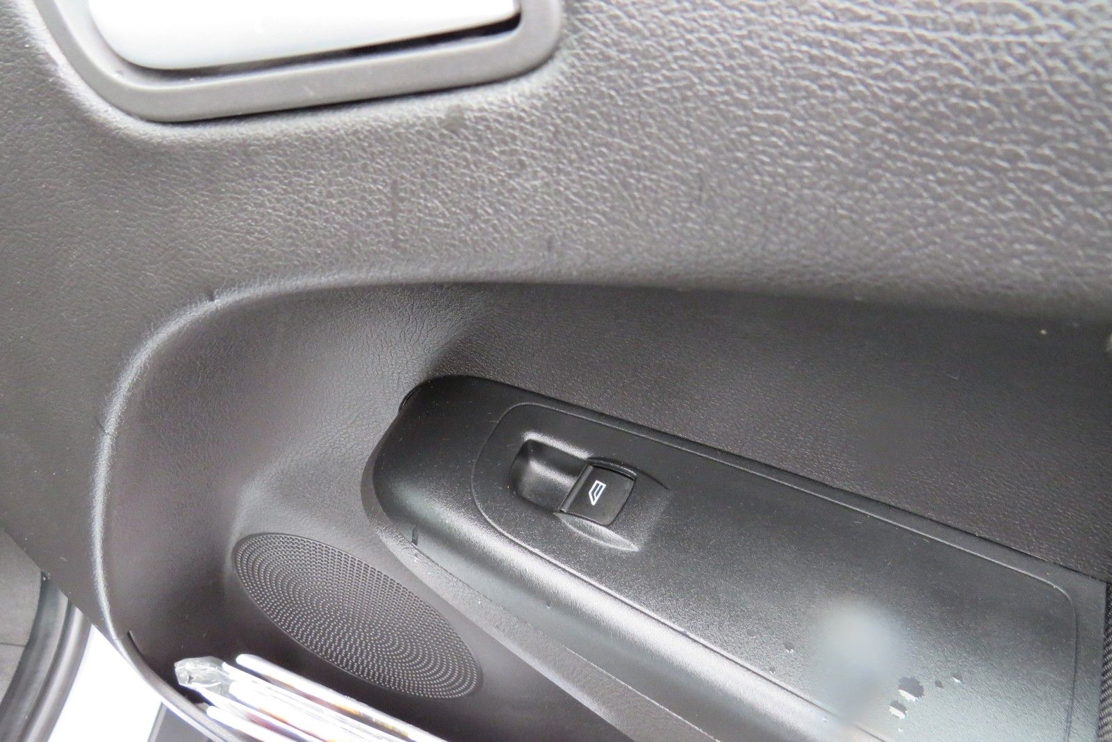 Fahrzeugabbildung Ford Transit Courier TREND NAVI SCHECKHEFT 1.HD