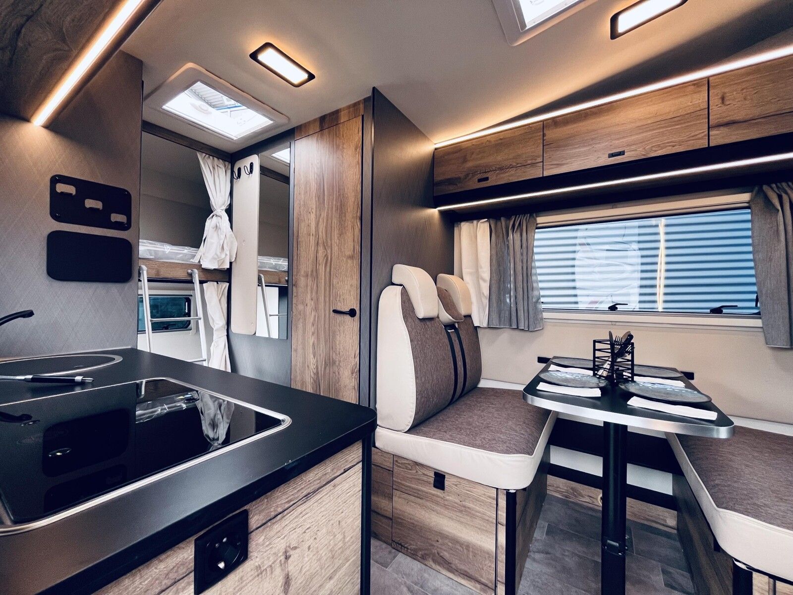 Fahrzeugabbildung XGO Dynamic 27 Modell 2027