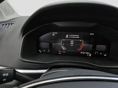 SKODA Karoq Fresh AHK NAVvorb SHZ LED PDC RKF BLT 5J G