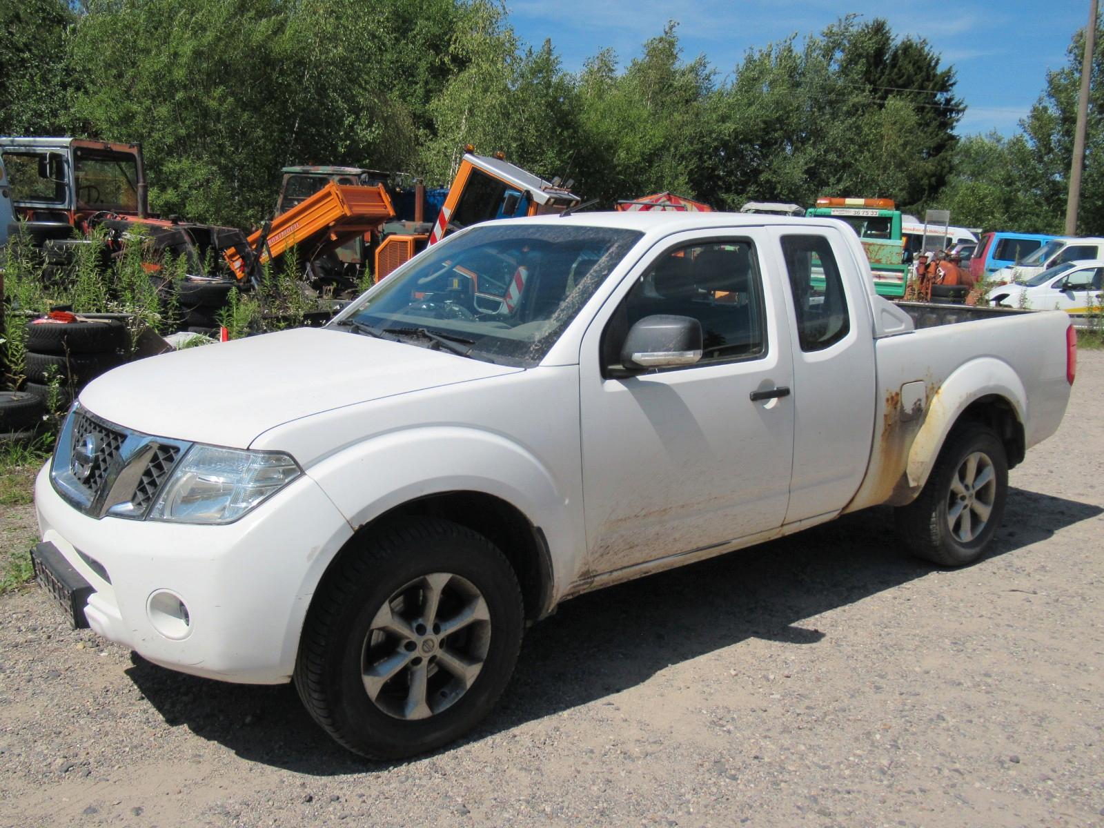 Nissan Navara 2.5 PickUp=4x4= =Rahmen gerissen= =LKW=