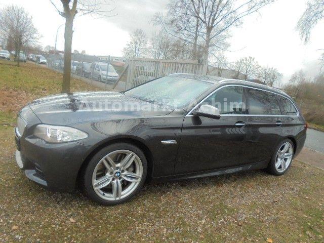 BMW M550 d Touring xDrive LEDER+NAVI+KAMERA