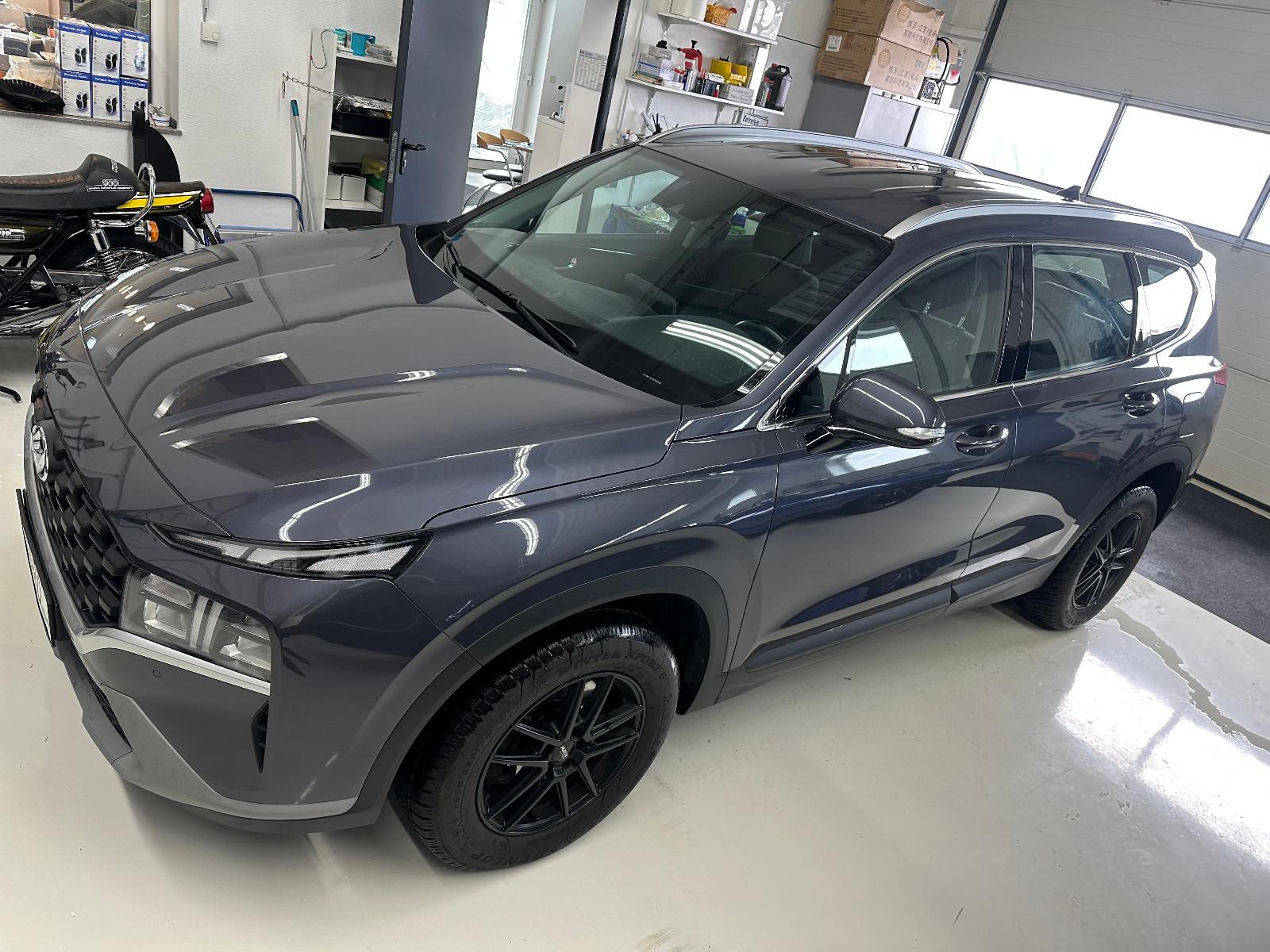 Hyundai Santa Fe Select 2WD   /  ATM mit 30TKM