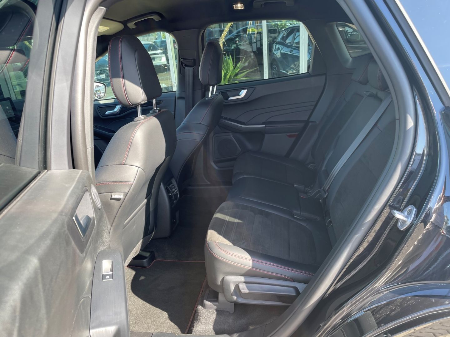 Fahrzeugabbildung Ford Kuga PHEV ST-Line X VerkehrszeichenERK Kamera