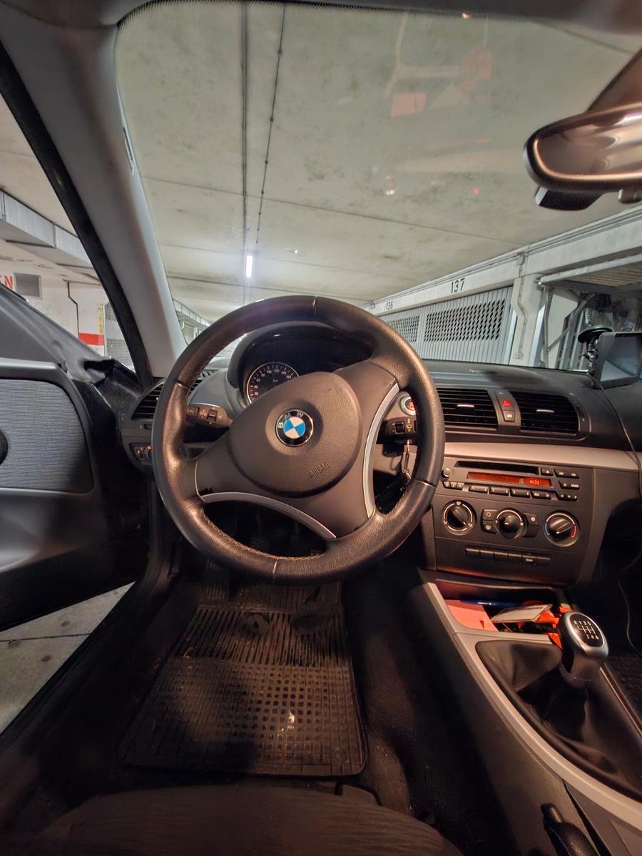BMW 116 2010 — photo 6