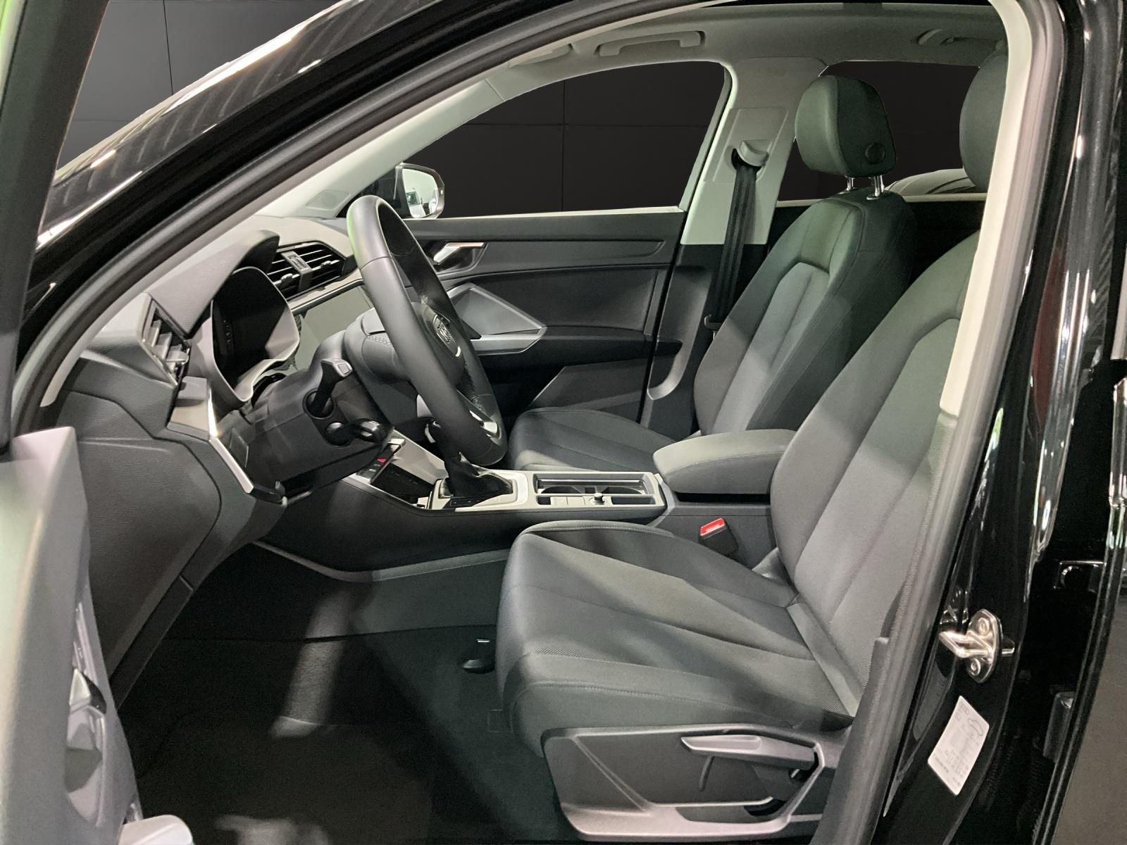 Audi Q3 35 TFSI S line*LED*Pano*DAB*Keyless* foto 11