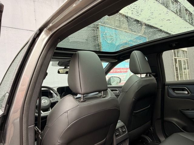 Fahrzeugabbildung Nissan Qashqai 1.3 DIG-T Tekna+ 4x4 Xtronic Nappa*LED