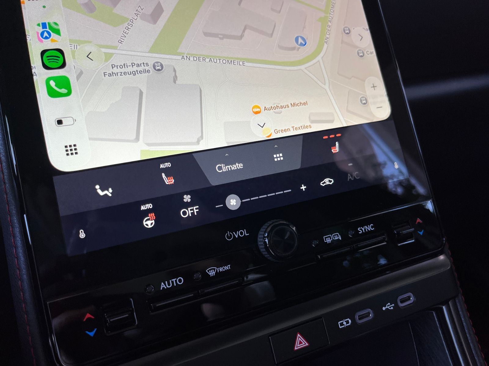 Fahrzeugabbildung Lexus LBX FWD Emotion LED NAV SHZ RFK 18"