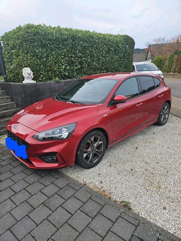 Ford Focus ST Line 155 PS MildHybrid