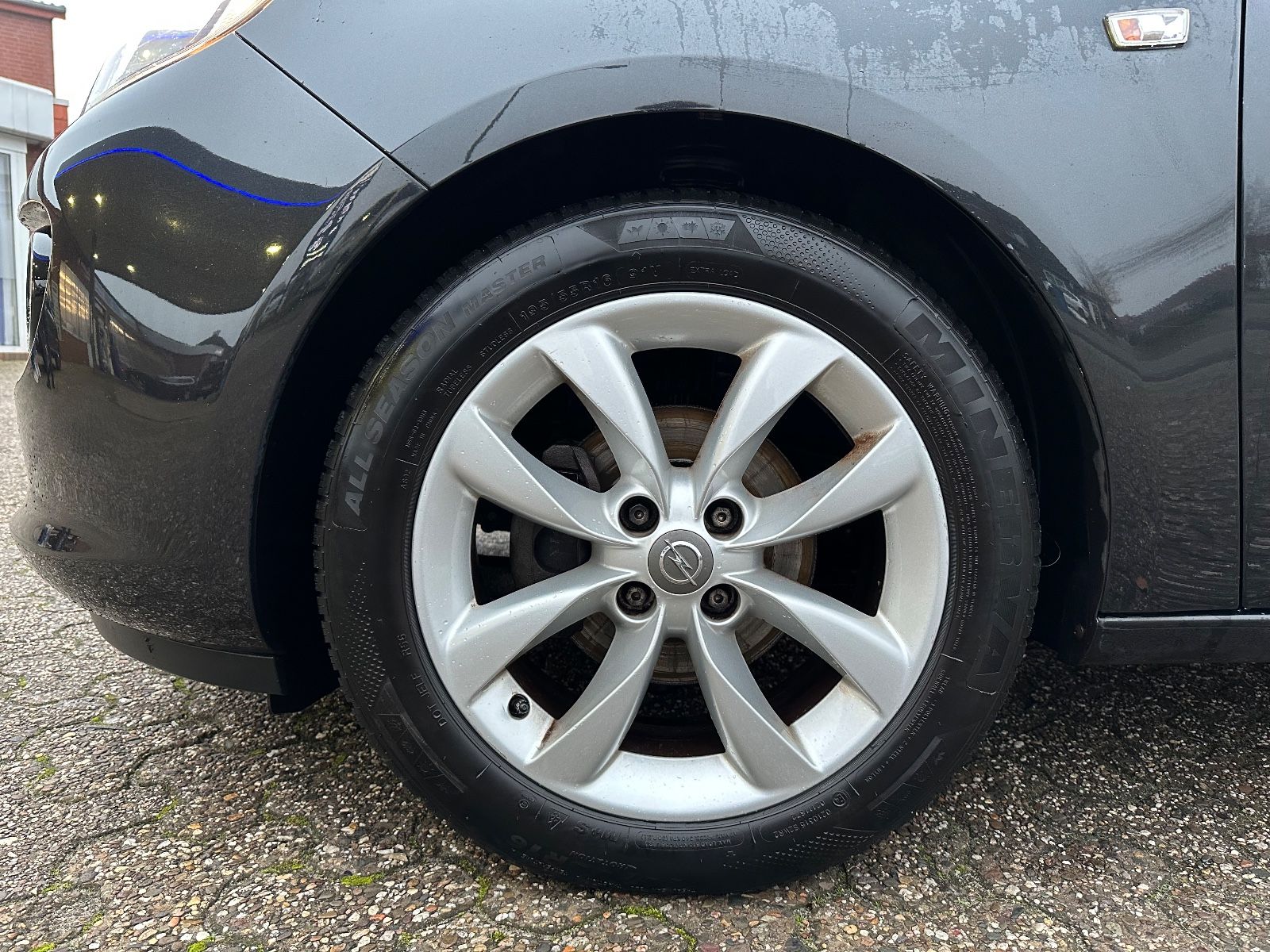 Fahrzeugabbildung Opel Adam 1.4 Jam SHZG/GRA/BT/GJR