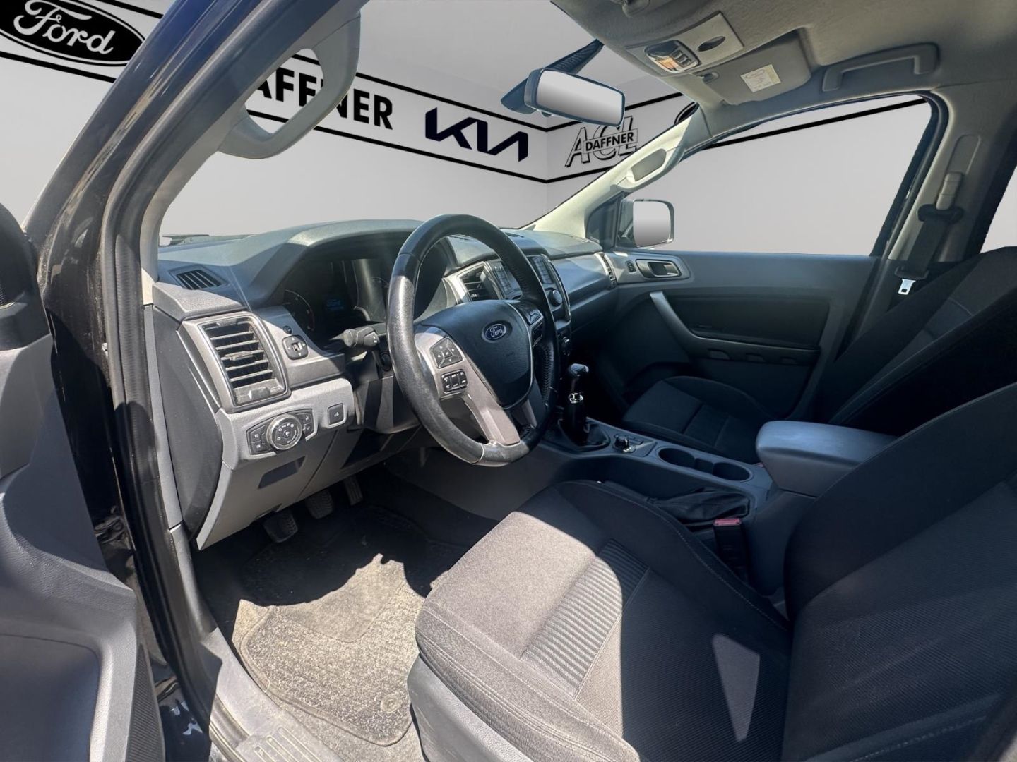 Fahrzeugabbildung Ford Ranger XLT Doppelkabine 4x4 Sperrdiff. Notbremsa