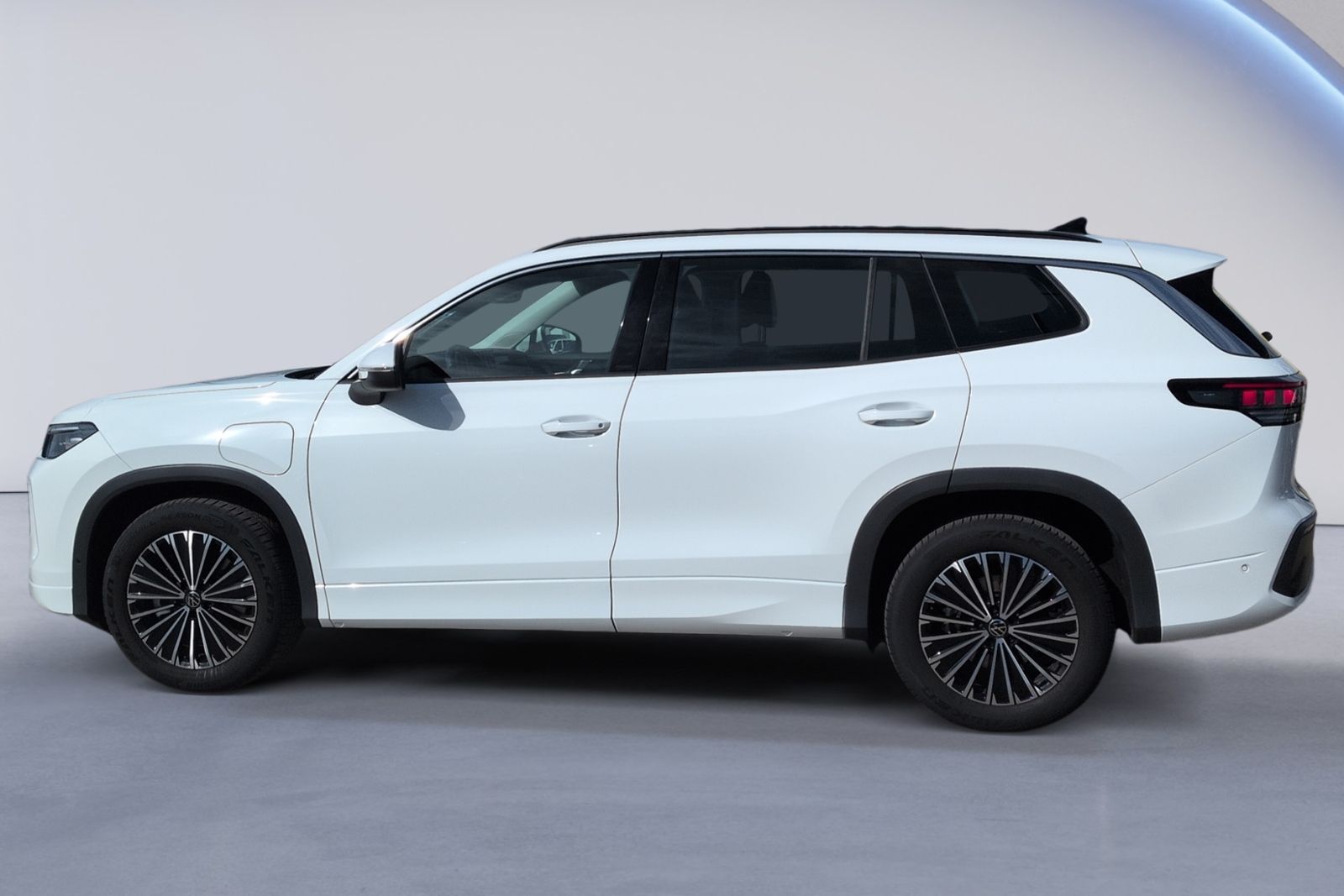 Tayron 1.5 eTSI eHybrid DSG Life AHK+KAMERA+NAVI