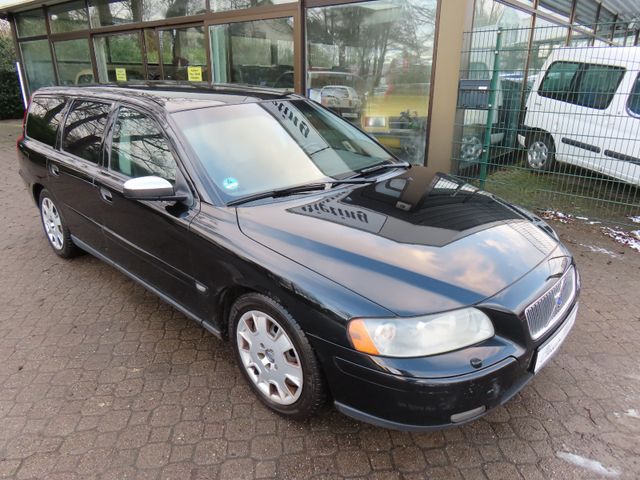 Volvo V70 Kombi 2.4