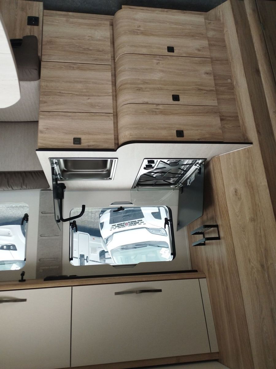 Fahrzeugabbildung Eura Mobil Integra Line IL 720 EF SAT, SOLAR, LUFTFEDERUNG