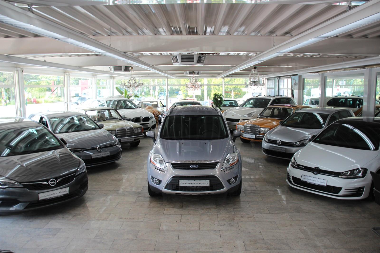 Ford Kuga Titanium *Automatik/Navi/SHZ*