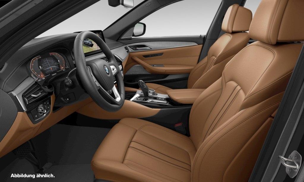 BMW 530d xDrive Touring Luxury Line HUD PANO NAVI St