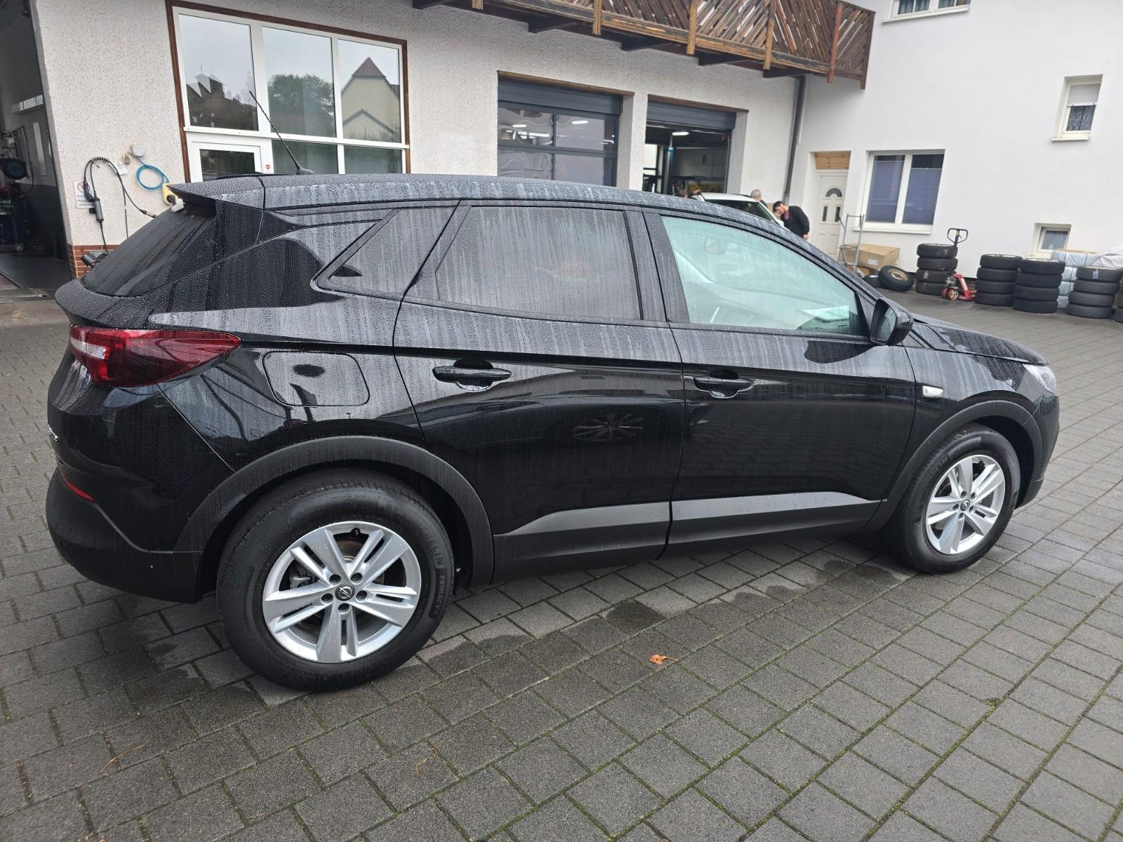 Opel Grandland (X) Edition 1.2