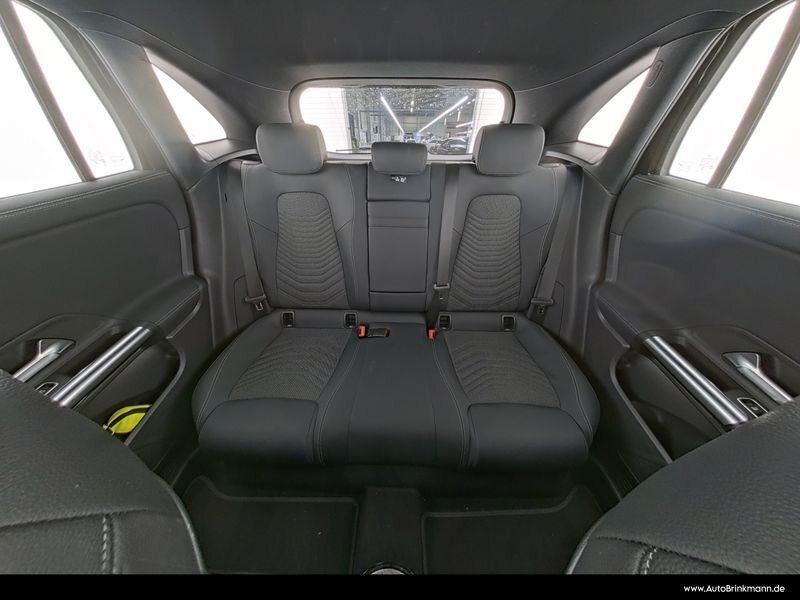 Mercedes-Benz EQA 250 LED KAMERA TOTW SPURH AMBIENTE ADVANCED foto 8