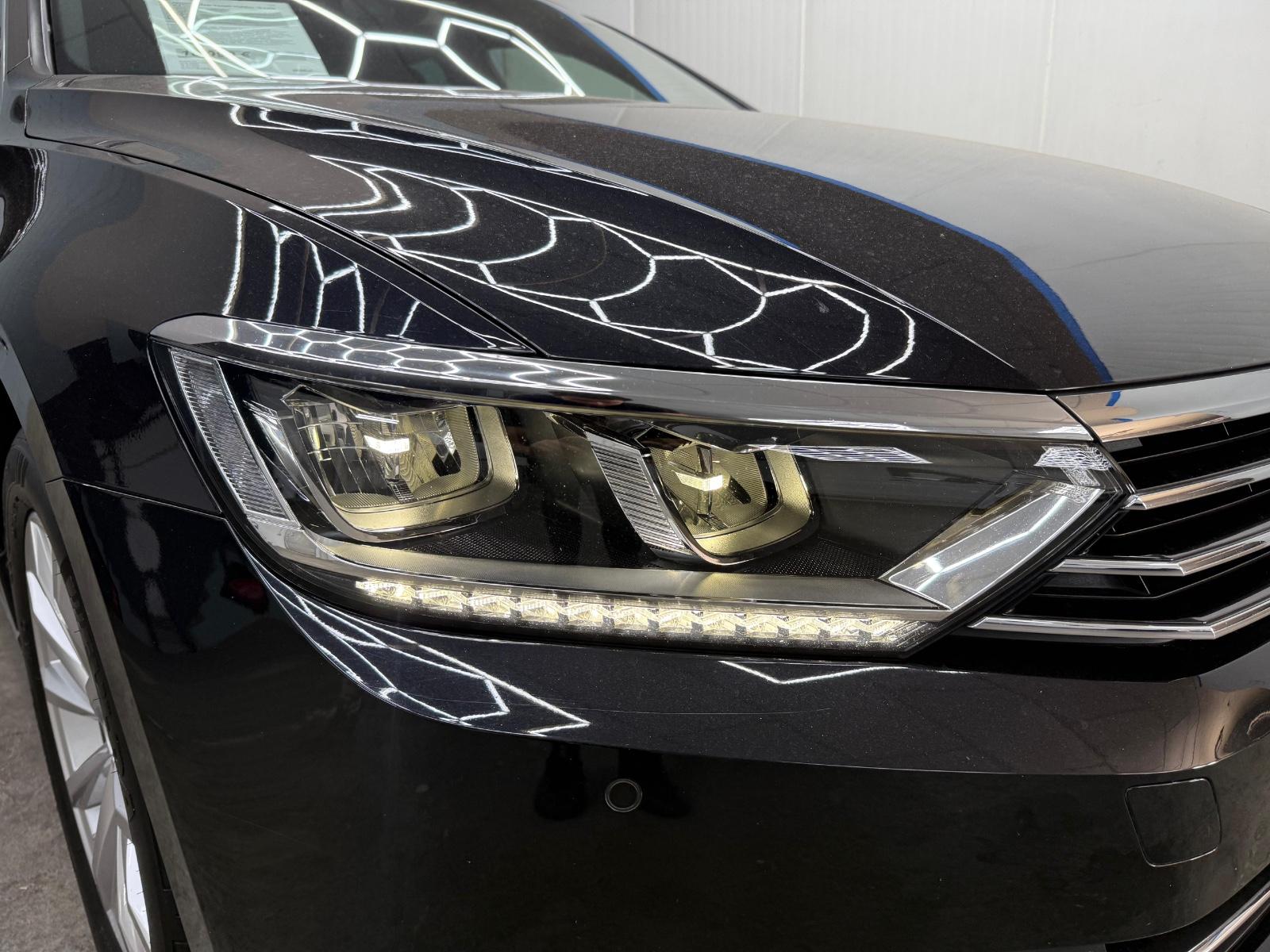 Volkswagen Passat Variant Highline "R-LINE INTERIEUR"