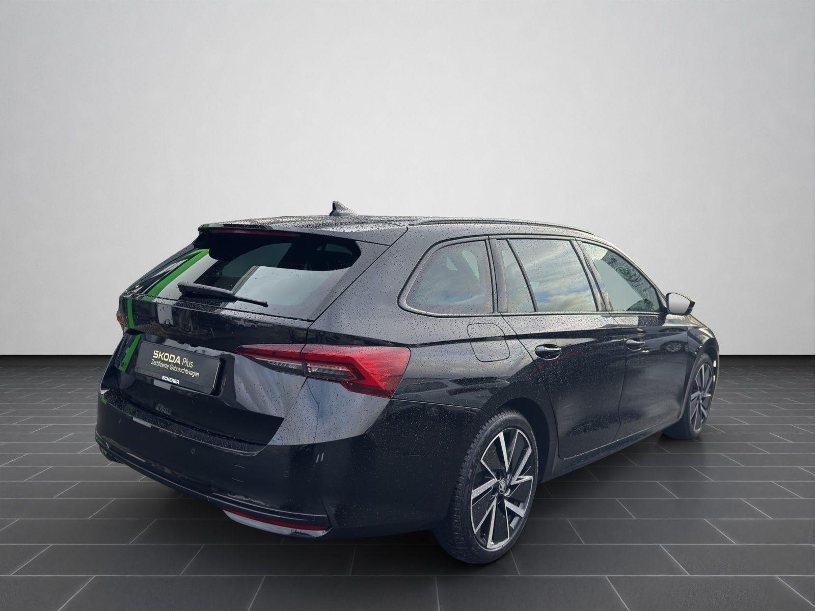 Skoda Octavia Combi Sportline 1.5 e-Tec DSG Navi Matri